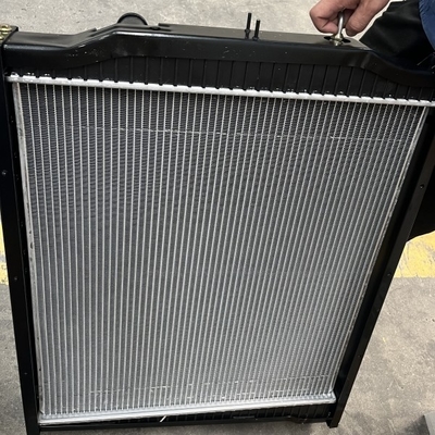 DZ9112532888 Partes sobressalentes de motores Shacman para radiadores