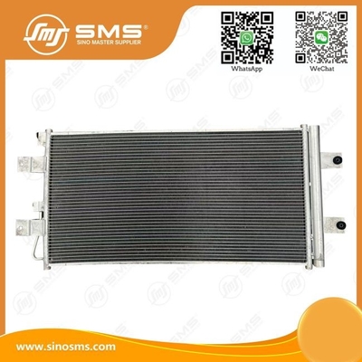 Condensador AC DZ16251841501 HOWO Peças de camião Ar condicionado Radiador