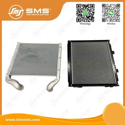 Radiador 812W06100-0002 HOWO Peças de camião Intercooler Tanque de água Radiador do motor